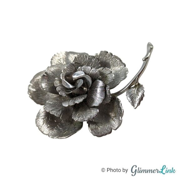 Vintage 70s Monet Textured Rose Silver Tone Brooch - Picture 4 of 8